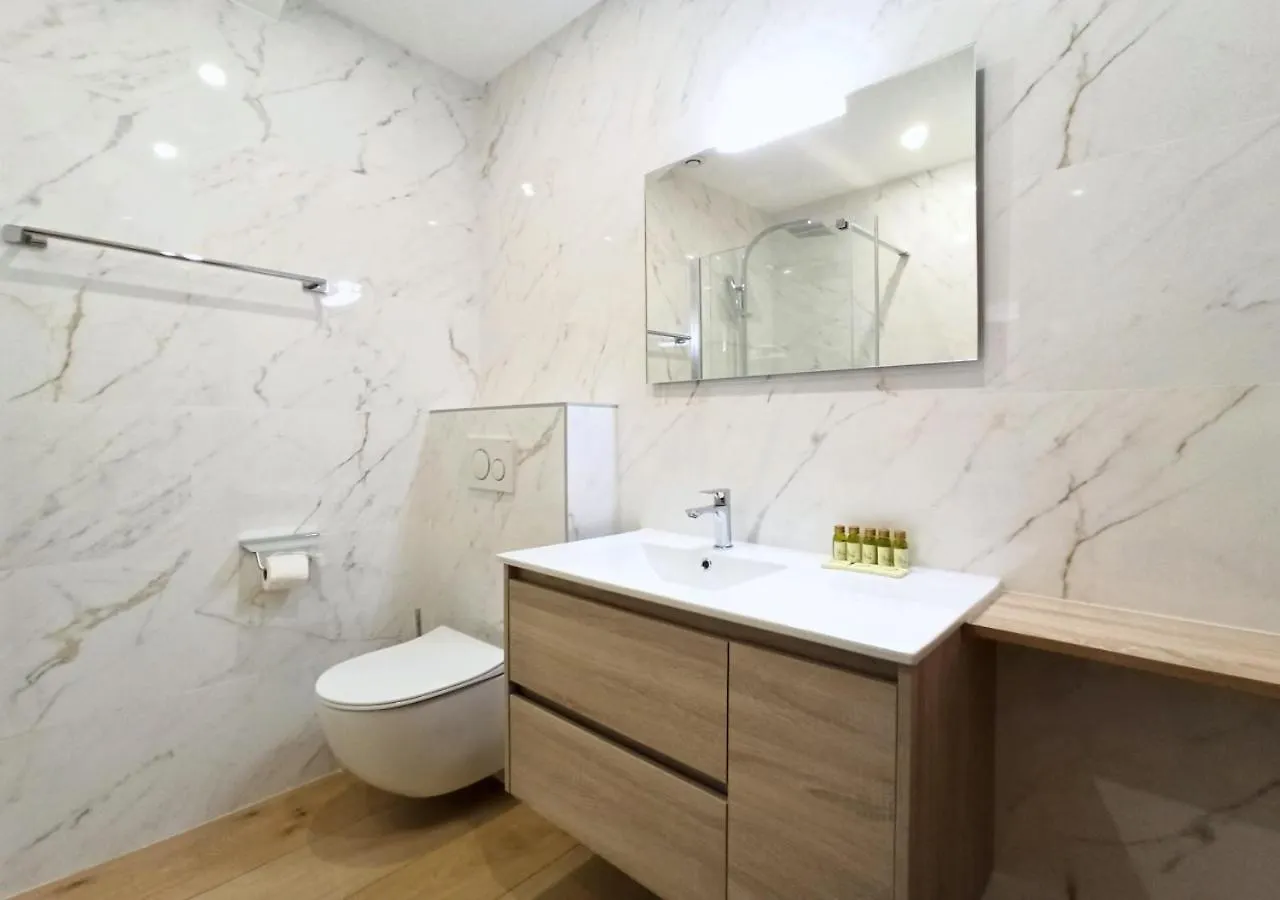 Viva Riviera - Villa Royale Cannes Francia